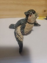 Bluejay Stoneware Figure Paperweight - $4.70