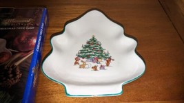 The Salem China Co Whimsical Christmas Tree Shaped Candy dish small 7x5 - £15.78 GBP