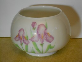 Fenton Glass Purple IRIS Planter Vase Low Bowl Signed by Artist Donna R. - £27.69 GBP