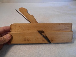 Antique 9-1/2&quot; Wood Molding Plane - £11.50 GBP