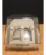 vintage 3 1/4 disc holder putty color tansparent top - $27.00 CAD