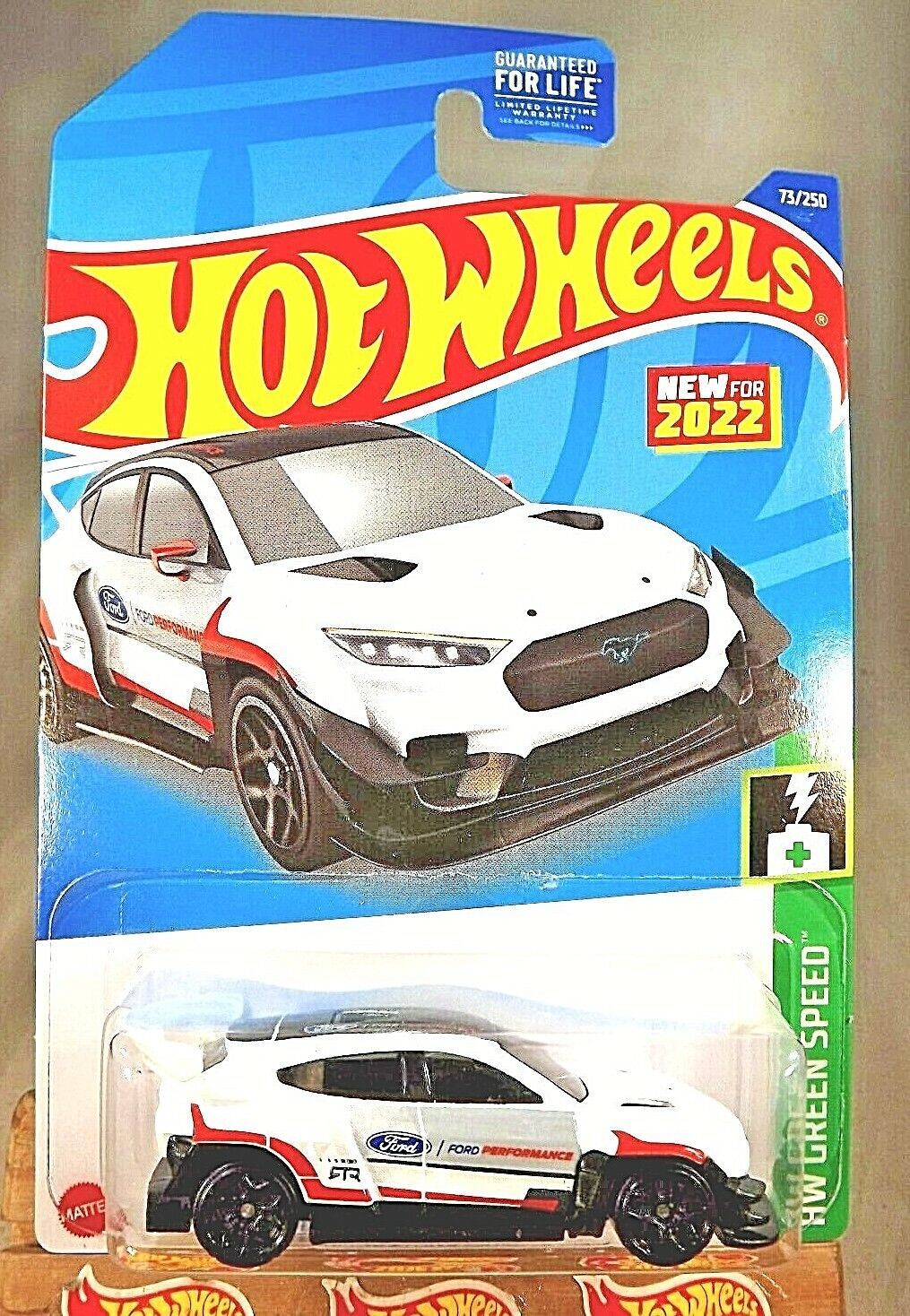 2022 Hot Wheels #73 HW Green Speed 1/5 FORD MUSTANG MACH-E 1400 White w/Blk5YSp