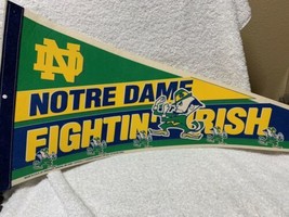Vtg Wincraft Pennant ~ Notre Dame Fightin&#39; Irish ~ Made In Usa ~ 30&quot; L - £20.23 GBP
