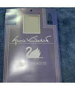 Vintage Gloria Vanderbilt Pantyhose Size D Off White - $12.09 CAD