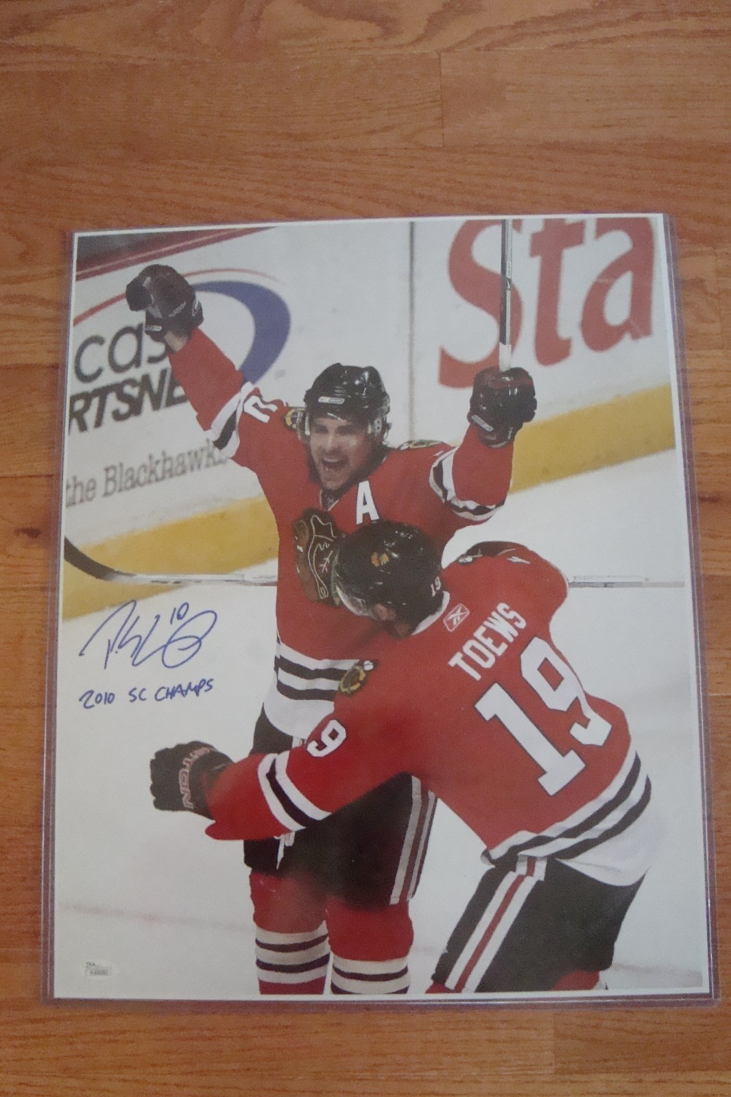 Chicago Blackhawks PATRICK SHARP Signed Auto 2010 CHAMPS 16x20 picture J... - $98.99