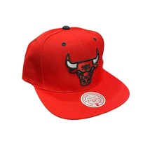 Mitchell &amp; Ness men&#39;s nba the champs hwc chicago bulls snapback hat in RED - - £28.09 GBP