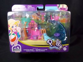 Polly Pocket  Pollyville Sunshine Beach playset NEW - $16.95