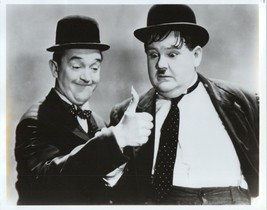 Stan Laurel Oliver Hardy Publicity Photo 8 x 10 Glossy - £7.10 GBP
