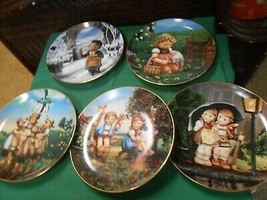 Great Collection 5 DANBURY MINT Plates by HUMMEL..Maypole...Valentines Day etc. - £39.15 GBP