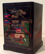 Vintage Japanese Miniature Lacquered Dresser Box Scenic Decorations - £19.65 GBP