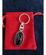Toyota Logo Keychain Logo spins US Seller - $183.45 MXN
