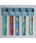 Disney - Pixar Dory Wrist Slap Bands Lot of 2 Random New Sealed Condition - $79.77 MXN