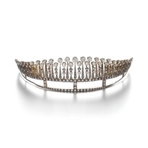 Fife Tiara, Royal Tiara Replica, Princess Bridal Tiara, Cubic Zirconia Crown, Ro - £297.32 GBP