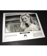 1998 Peter Weir Movie THE TRUMAN SHOW 8x10 Press Photo Laura Linney 1322 - $13.65 CAD
