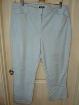 Lands End Woman Size 18 White/Blue Striped Mid Rise Slim Leg Seersucker Pants - £15.48 GBP