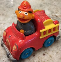Vintage 1981 Playskool Muppets Sesame Street Ernie in Fire Truck Die Cas... - $1.95