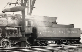 Norfolk &amp; Western Railway Railroad NW N&amp;W #213 0-8-0 Locomotive Train Photo - £10.92 GBP