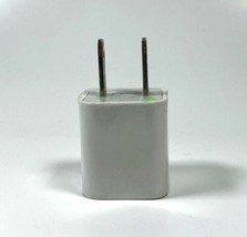 USB AC Adapter Model A5951 White - $150.00 MXN