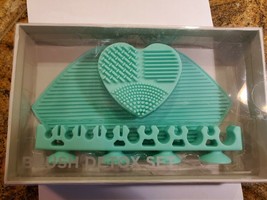 Macy’s Beauty Collection 3-Pc. Brush Detox Set - $9.90