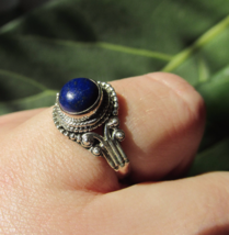 Very Beautiful Lapis Lazuli Ring Size 8 or Q 925 Silver, Handmade - £22.31 GBP