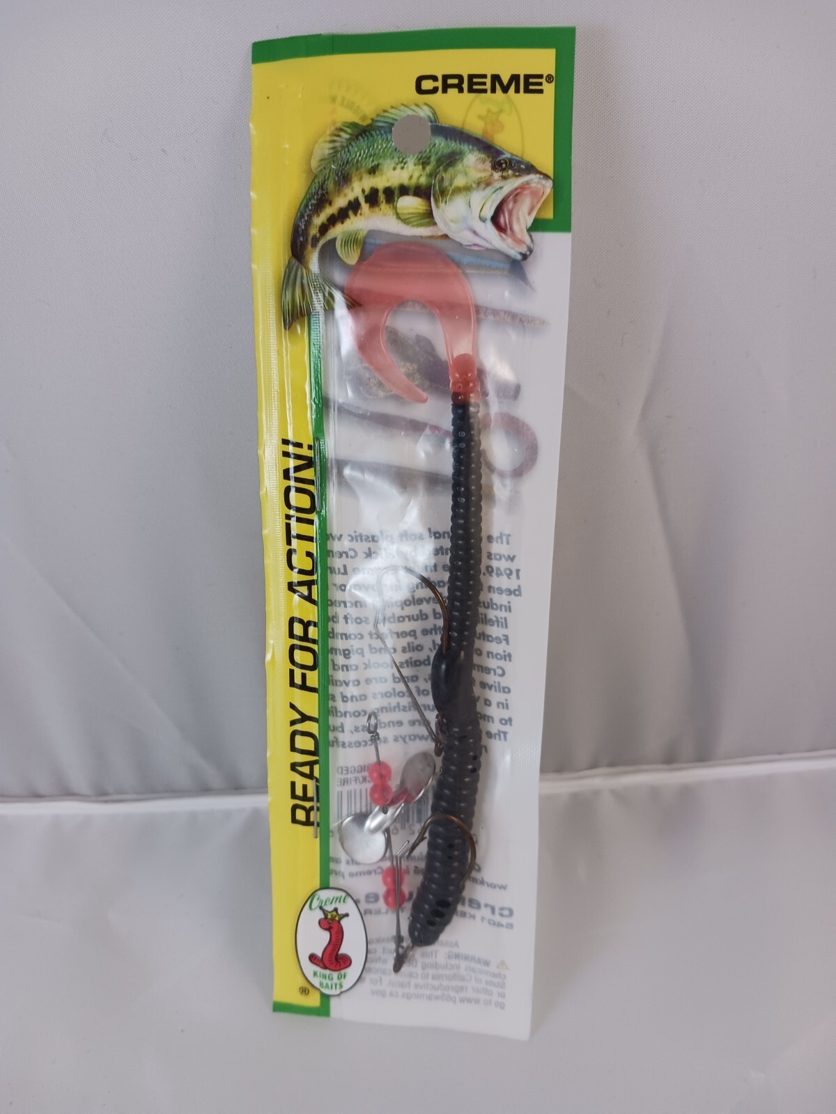 Creme Lure, Pre-Rigged Prop Weedless, Double Hook, 6&quot;, Black Fire U-Tail... - $2.60
