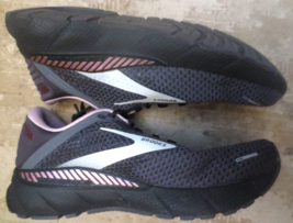 Brooks Adrenaline GTS 22 Womens 9 medium Shoe Running Gray Pink 1203531D015 - £59.26 GBP