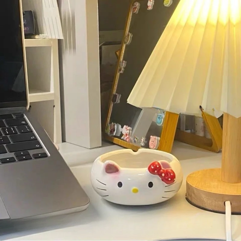 Cute Sanrio Hello Kitty Round Ashtray Creative Personality Gift Ceramics Good - £11.77 GBP+
