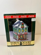 Coca-Cola Town Square Collection McMahon&#39;s General Store - $312.92 MXN