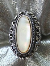 Fabulous Ancient Style Iridescent Shell Silver-tone Ring 1970s vintage - $12.95