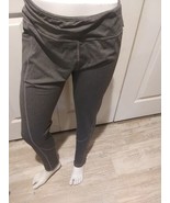 La Belle Boutique Yoga Pants With Pocket Small Gray - $190.06 MXN