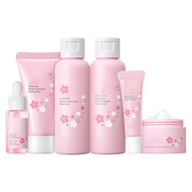 Cherry Blossom Skin Care Set - $501.04 MXN