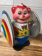 Vintage Tin Cat Clown Wind Up Toy Made In China MS-207 697 approx 4&quot; - $16.36