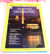 National Geographic Magazine October 1976 Volume 150 No.4 Nation&#39;s River Hawaii - £3.92 GBP