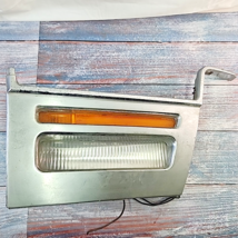 1974-1979 Lincoln Continental Front RH Side Marker Cornering Light Assem... - $327.91 CAD