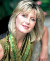 OLIVIA NEWTON JOHN 4x6 PHOTO - $2.55