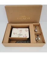 Coach CAL70 Boxed Mini Wallet on Chain Clutch Floral Print Charm Set Cha... - $1,751.55 MXN