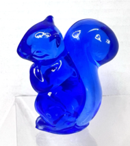 1970&#39;s Fostoria Cobalt Blue Squirrel Glass Figurine 3 1/4 Inch Tall Grea... - $32.18