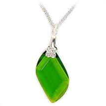 Leaf Shape Synthetic Peridot Spinel Pendant Rhodium Plated Fashion Necklace 18" - £48.56 GBP