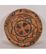 Vintage Peruvian Gourd Folk Art Trinket Box w Lid Sticker Signed Pedro V... - $47.51 CAD