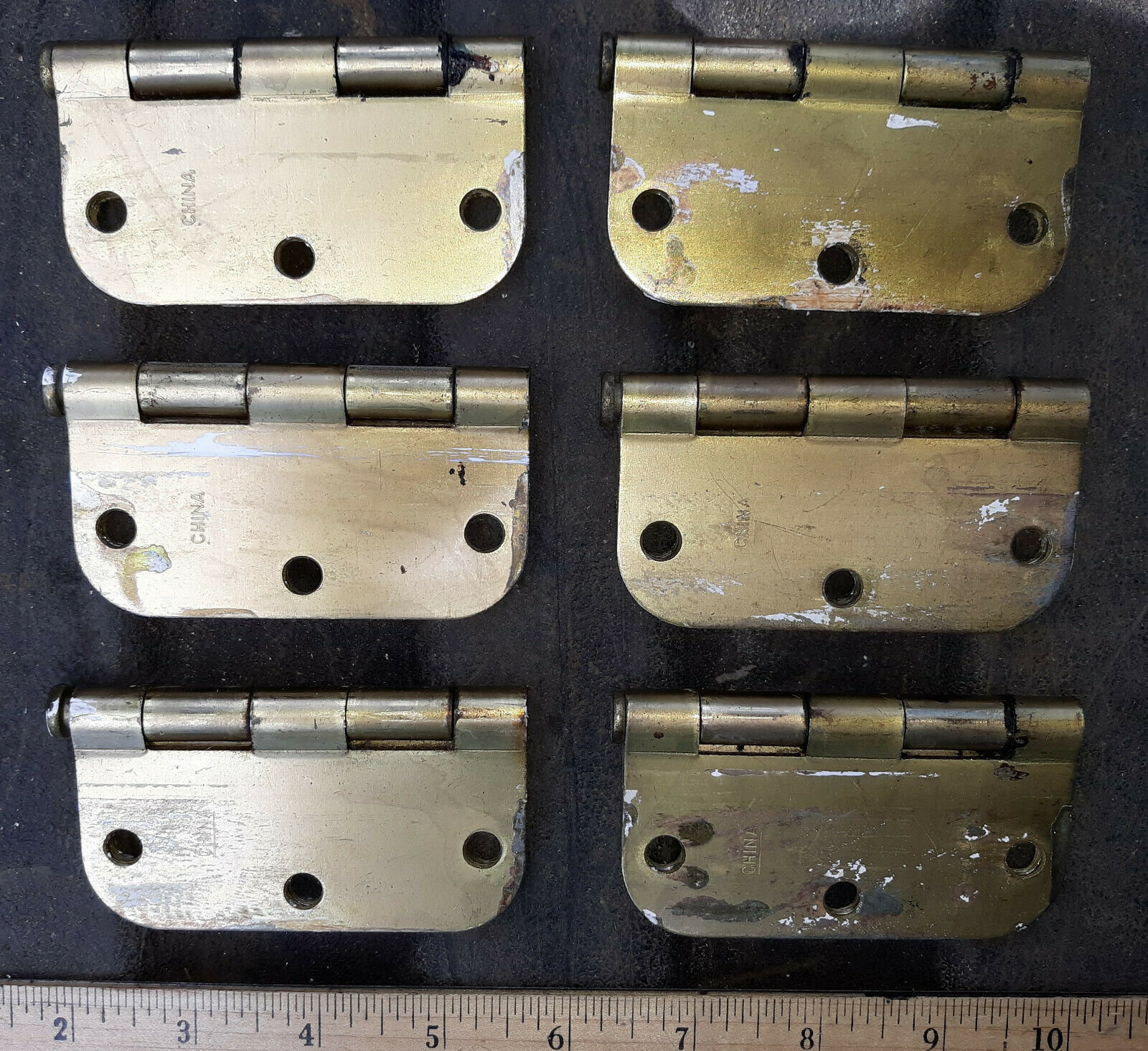 20NN63 STEEL HINGES, BRASS FINISH, 3-1/2", PENROD, SOME PAINT ON THEM, GOOD COND - £6.06 GBP