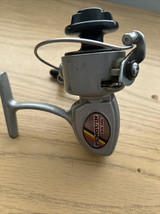 VINTAGE PENGUIN SX201 SPINNING REEL - $403.36 MXN