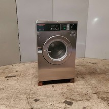Speed Queen 40LB Front Load Washer Model: SC40BC2YU60001 S/N 0905016567 - £2,374.08 GBP