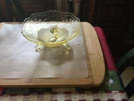 VINTAGE LANCASTER YELLOW DEPRESSION GLASS 3 FOOTED ETCHED w/ RIDGES BOWL - $24.70