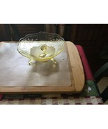 VINTAGE LANCASTER YELLOW DEPRESSION GLASS 3 FOOTED ETCHED w/ RIDGES BOWL - $466.73 MXN