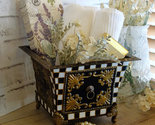 Courtly checked vanity caddy rm06252 thumb155 crop