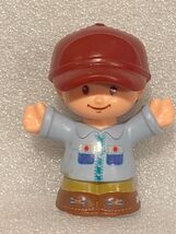1 2016 Fisher Price Little People Boy w/Hat *Nice Condition* mmm1 - $9.99