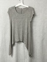 Aiden Y Women&#39;s Gray Short Sleeve Sharkbite Hem Round Neck Tunic Shirt S... - $4.95