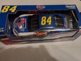2004 CARQUEST Kyle Busch #84 Hendrick 1:24 Diecast Limited Edition in Bo... - $32.73