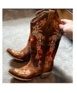Corral Women&#39;s Floral Embroidered Lamb Brown Western Boots - Snip Toe - £200.32 GBP