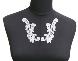 1 pr Flower White Venice Crochet Lace Patch Neckline Collar Motif Applique A309 - $6.99